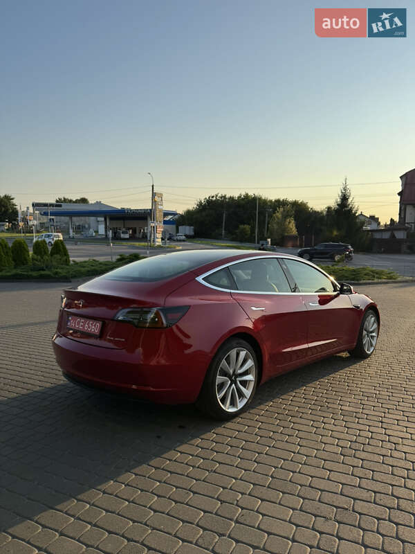 Седан Tesla Model 3 2020 в Хмельницком
