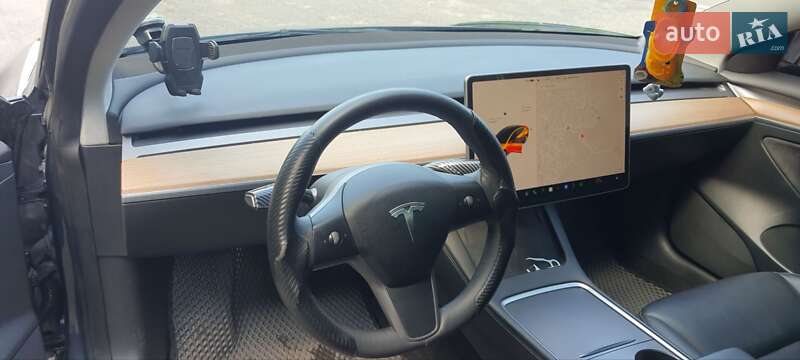 Седан Tesla Model 3 2022 в Білій Церкві