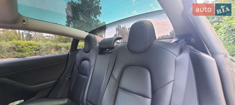 Седан Tesla Model 3 2022 в Білій Церкві