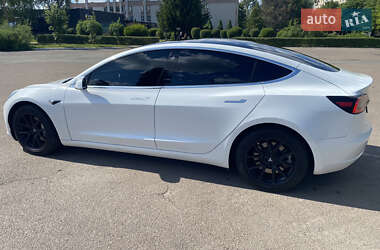 Седан Tesla Model 3 2018 в 