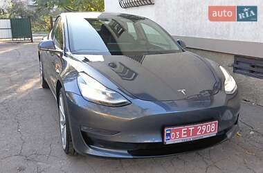Седан Tesla Model 3 2019 в 