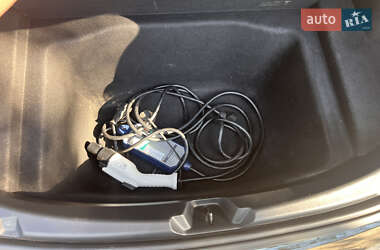 Седан Tesla Model 3 2019 в Кобеляках