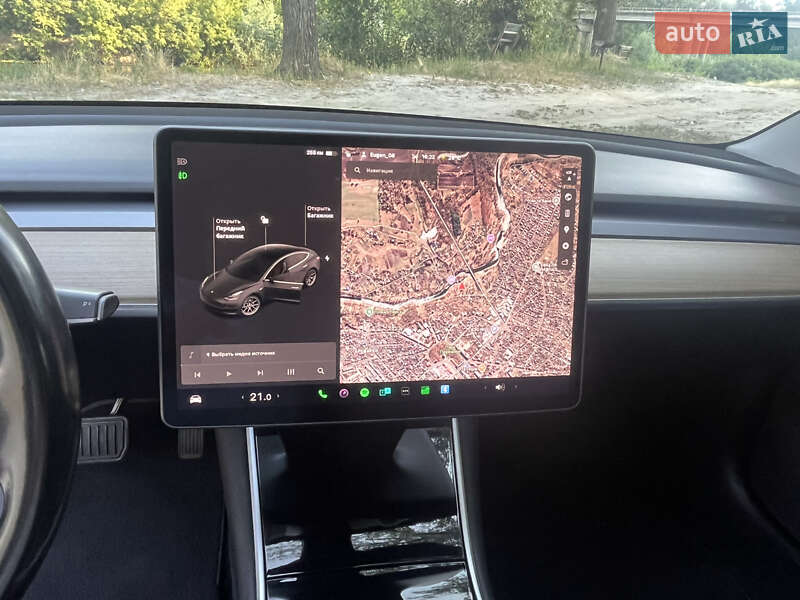 Седан Tesla Model 3 2019 в Кобеляках