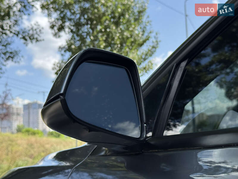 Седан Tesla Model 3 2018 в Киеве