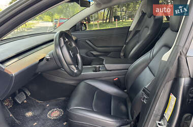 Седан Tesla Model 3 2018 в 