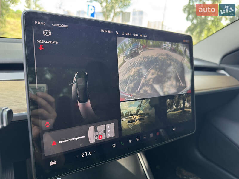 Седан Tesla Model 3 2018 в Киеве