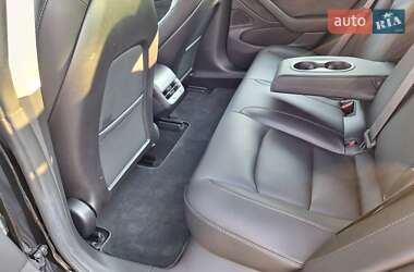 Седан Tesla Model 3 2018 в 