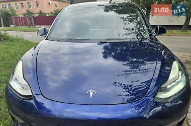 Седан Tesla Model 3 2018 в 