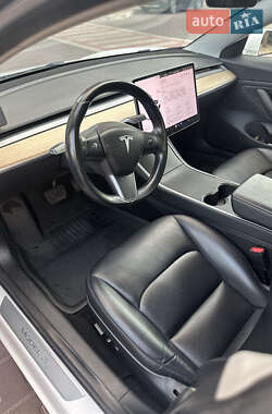 Седан Tesla Model 3 2018 в Софиевской Борщаговке