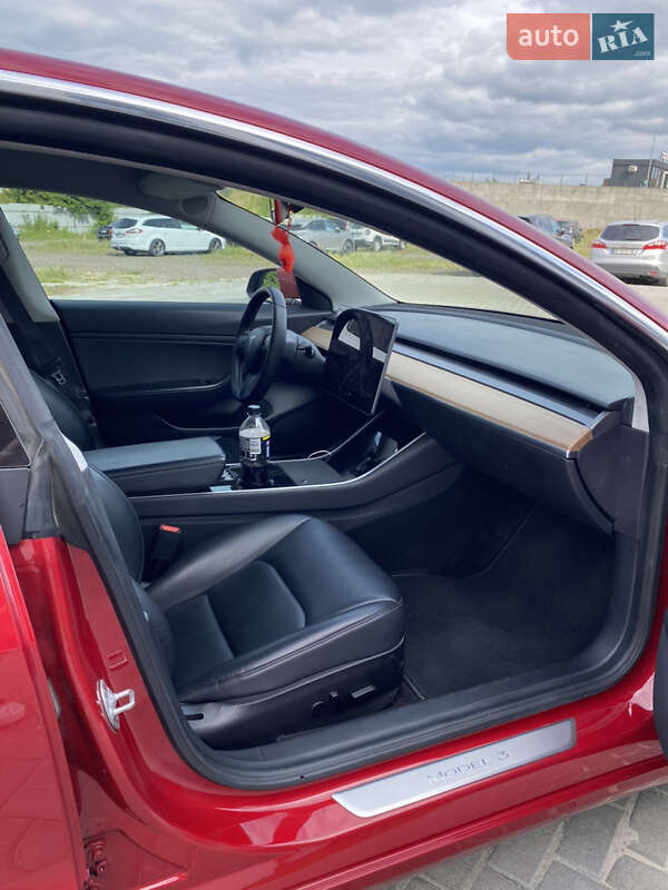 Седан Tesla Model 3 2019 в Ровно фото 15 Седан Tesla Model 3 2019 в Ровно
