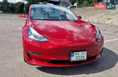 Седан Tesla Model 3 2018 в 