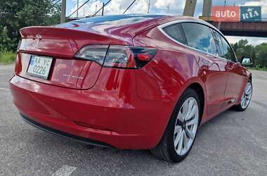 Седан Tesla Model 3 2018 в 