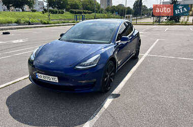 Седан Tesla Model 3 2019 в Києві