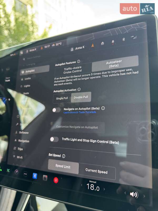 Седан Tesla Model 3 2018 в Киеве