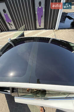Седан Tesla Model 3 2020 в 