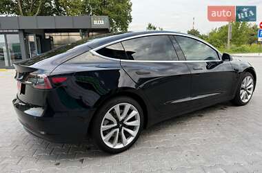 Седан Tesla Model 3 2019 в 