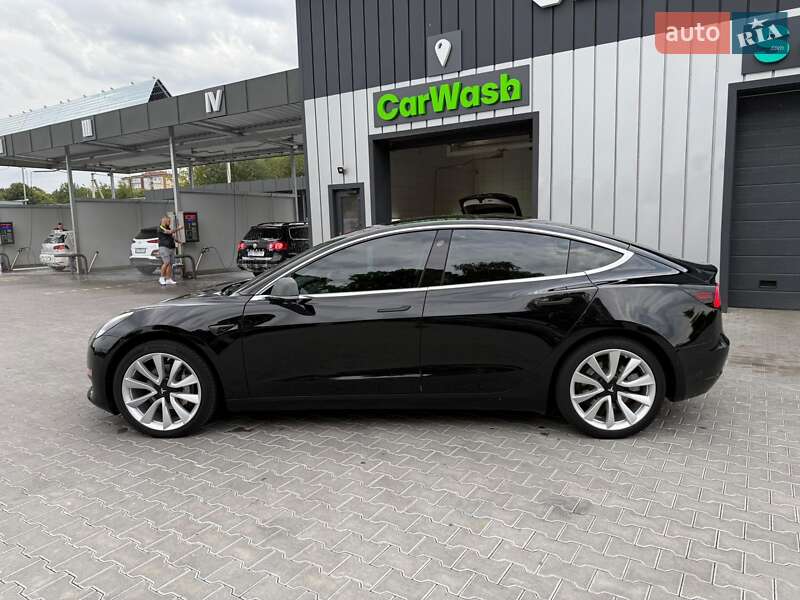 Седан Tesla Model 3 2019 в Владимире