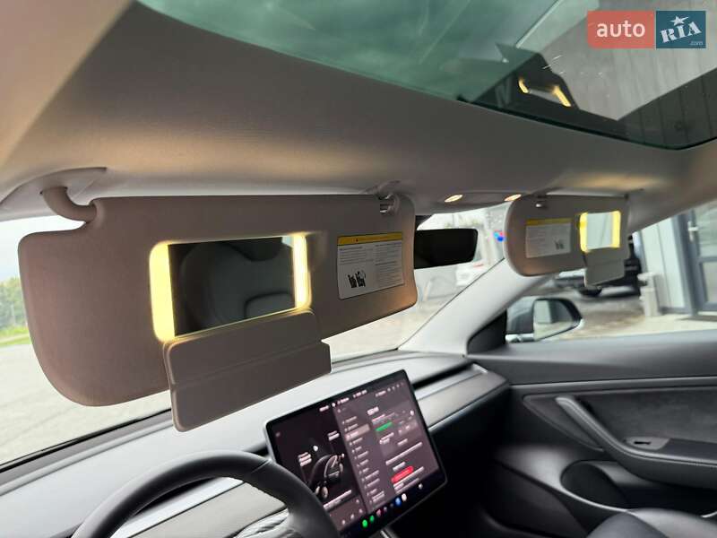 Седан Tesla Model 3 2019 в Владимире