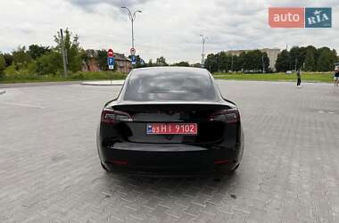 Седан Tesla Model 3 2019 в 