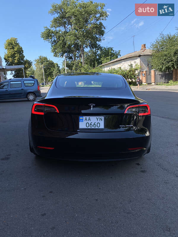 Седан Tesla Model 3 2021 в Полтаве