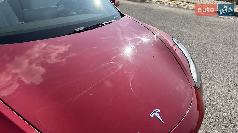 Седан Tesla Model 3 2022 в Жовкві