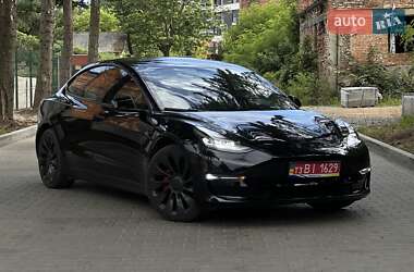 Седан Tesla Model 3 2022 в Львове