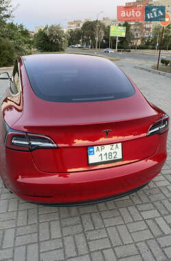 Седан Tesla Model 3 2018 в 
