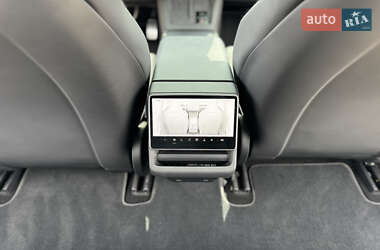 Седан Tesla Model 3 2024 в 