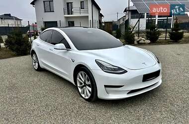 Седан Tesla Model 3 2018 в Тернополе