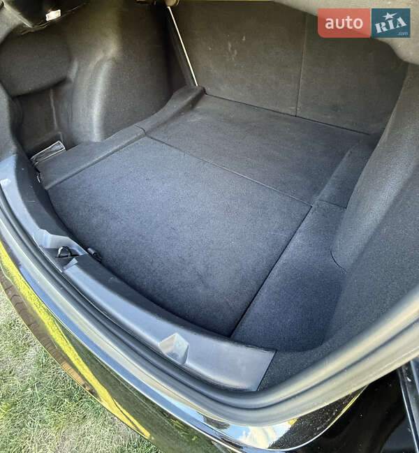 Седан Tesla Model 3 2020 в Харкові