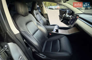Седан Tesla Model 3 2018 в 