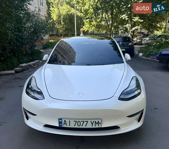 Седан Tesla Model 3 2019 в Білій Церкві