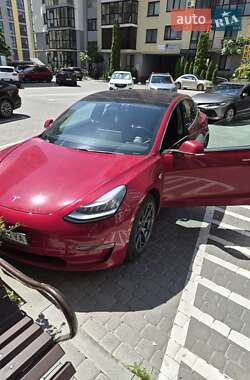 Седан Tesla Model 3 2019 в 