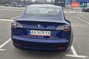 Седан Tesla Model 3 2018 в 