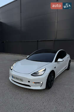 Седан Tesla Model 3 2019 в 