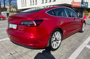 Седан Tesla Model 3 2018 в 