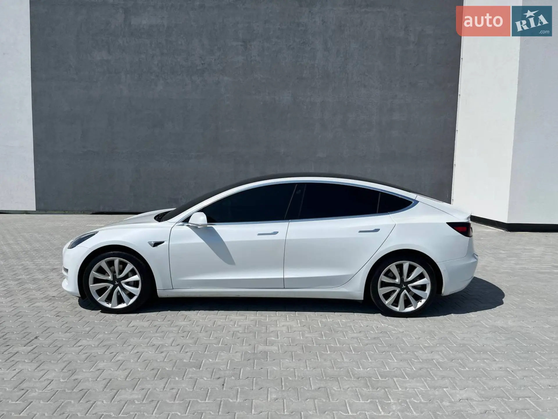 2019 Tesla Model 3 - мініатюра 4