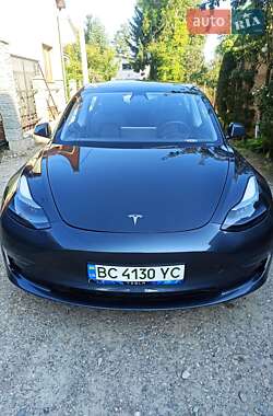Седан Tesla Model 3 2023 в Самборе