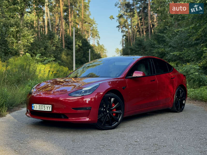 Седан Tesla Model 3 2019 в Києві