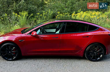 Седан Tesla Model 3 2019 в 