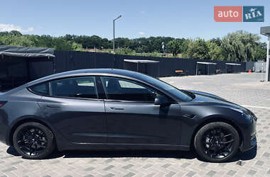 Седан Tesla Model 3 2023 в Полтаве