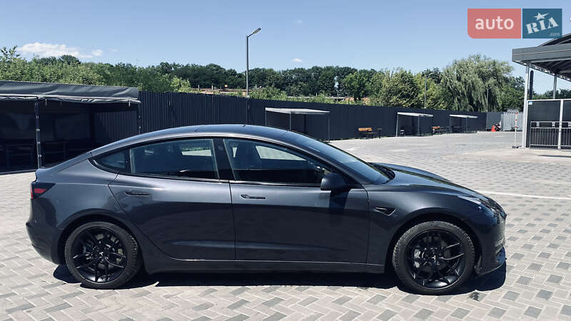 Седан Tesla Model 3 2023 в Полтаві фото 2 Седан Tesla Model 3 2023 в Полтаві