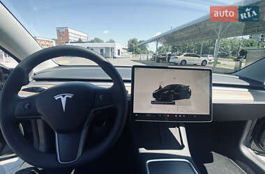 Седан Tesla Model 3 2023 в Полтаве