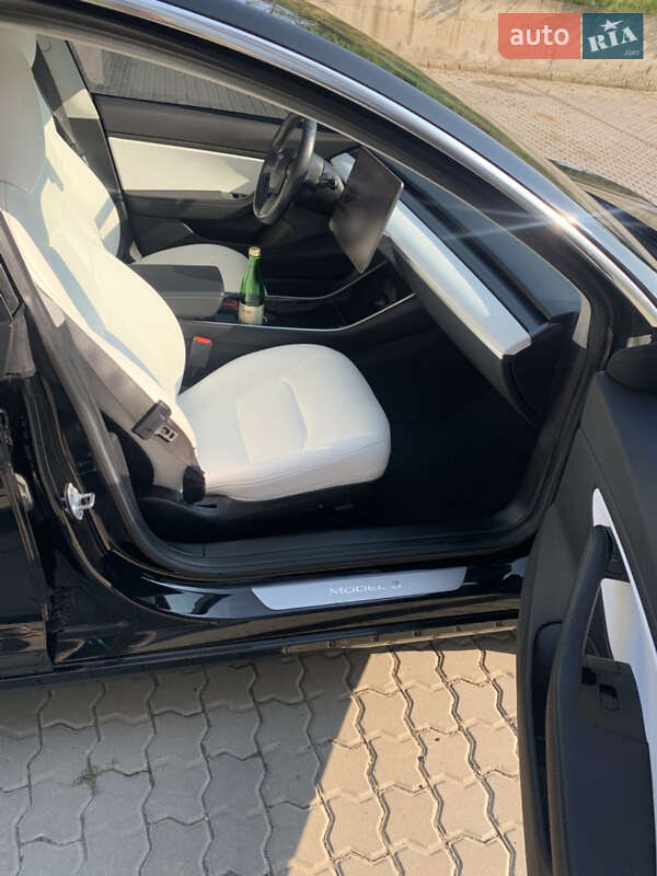 Седан Tesla Model 3 2018 в Ивано-Франковске фото 11 Седан Tesla Model 3 2018 в Ивано-Франковске