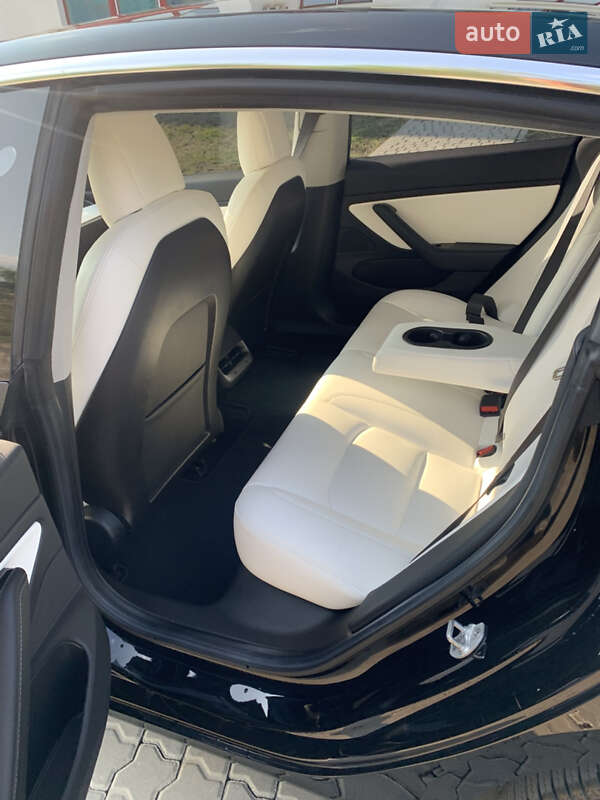 Седан Tesla Model 3 2018 в Ивано-Франковске фото 20 Седан Tesla Model 3 2018 в Ивано-Франковске