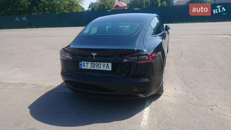 Седан Tesla Model 3 2022 в Ивано-Франковске фото 6 Седан Tesla Model 3 2022 в Ивано-Франковске