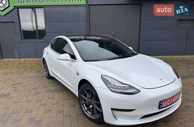 Седан Tesla Model 3 2019 в Подволочиске