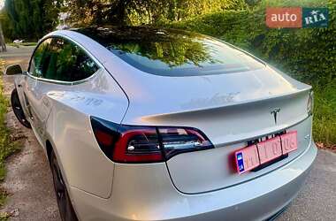 Седан Tesla Model 3 2018 в 