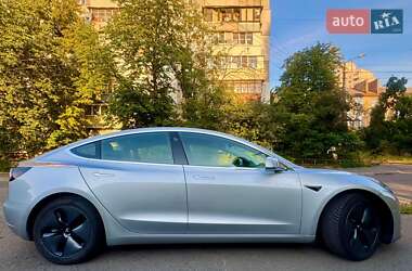Седан Tesla Model 3 2018 в 