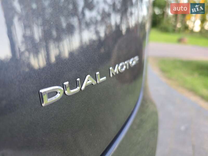 Седан Tesla Model 3 2019 в Житомирі фото 21 Седан Tesla Model 3 2019 в Житомирі